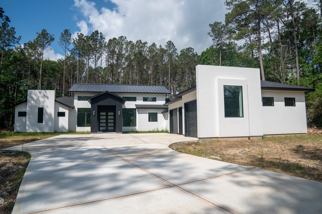 House in Huntsville, Texas, United States 1 - 17738154