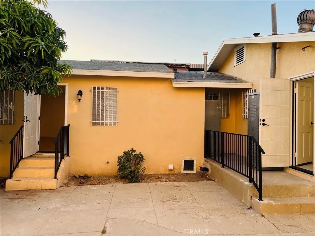 Los Angeles, California, United States 5 - 16525745