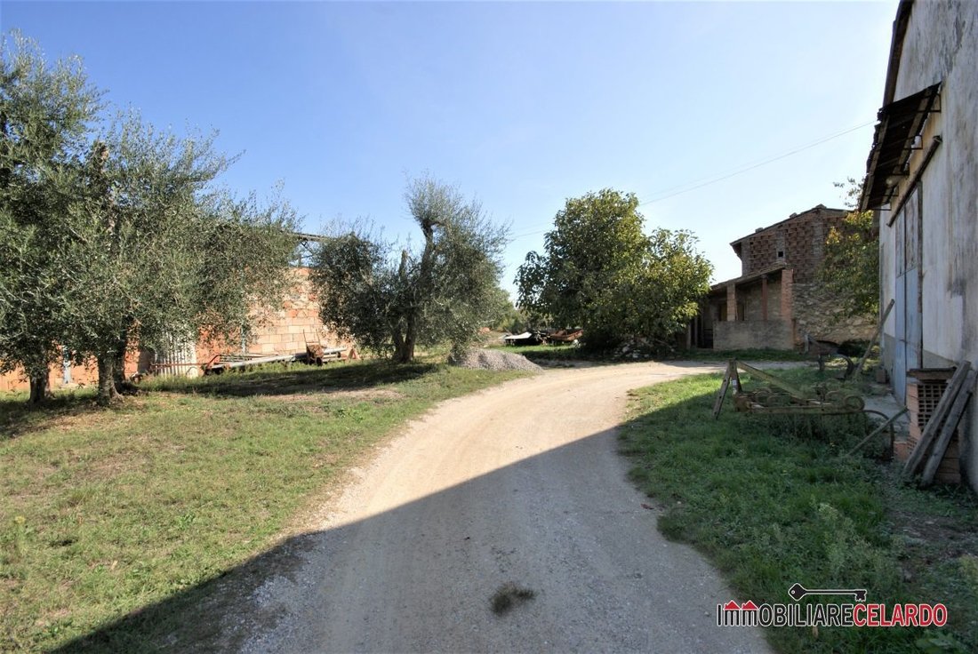 Villa in Colle di Val d'Elsa, Tuscany, Italy 3 - 10734893