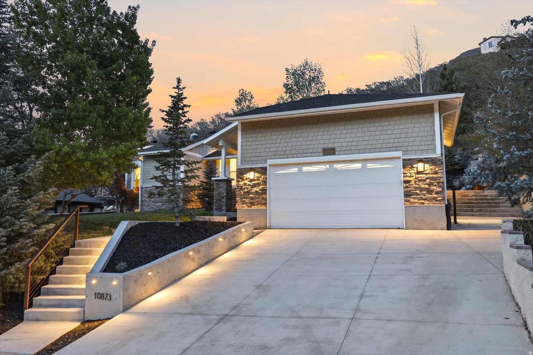 House in Sandy, Utah, United States 1 - 17737278