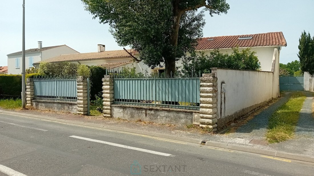 House in Breuillet, Nouvelle-Aquitaine, France 3 - 17738941