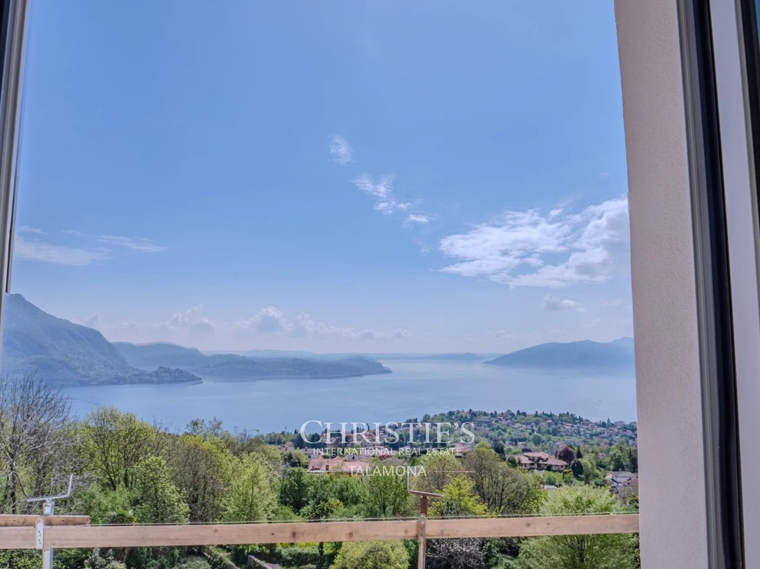 Apartment in Arizzano, Piedmont, Italy 1 - 17735835