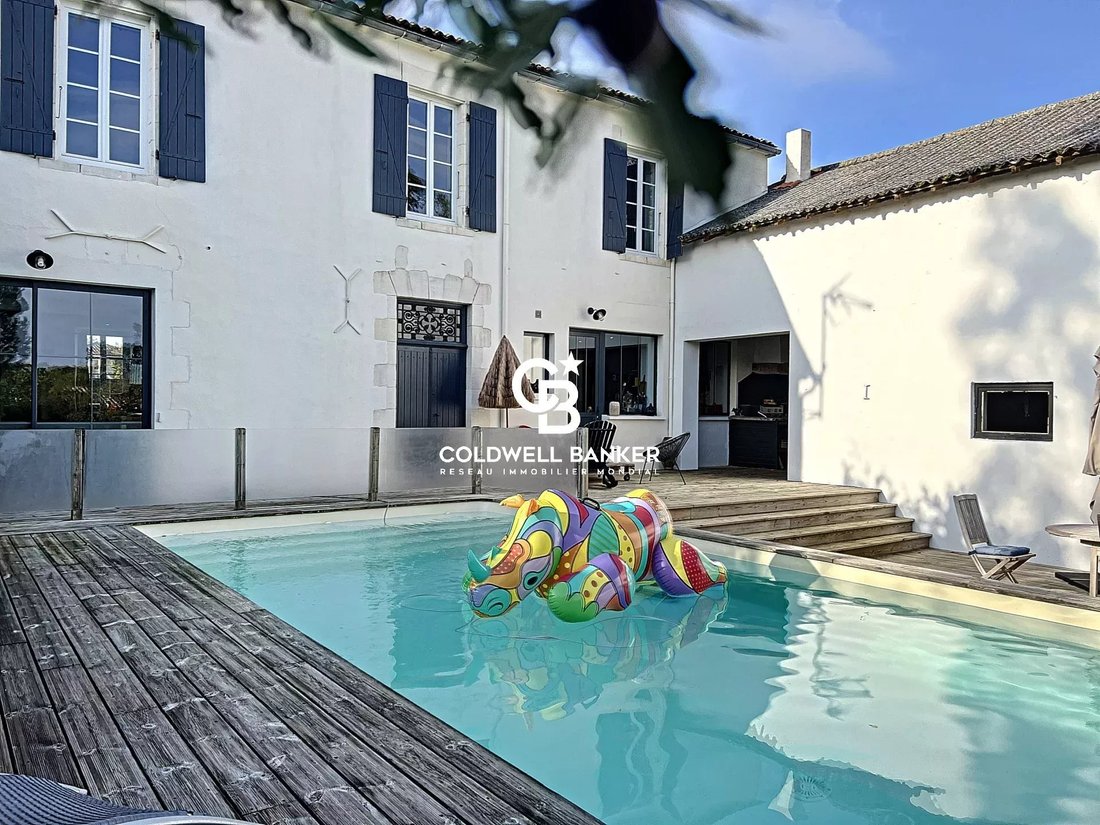 House in Sainte-Soulle, Nouvelle-Aquitaine, France 2 - 17735883