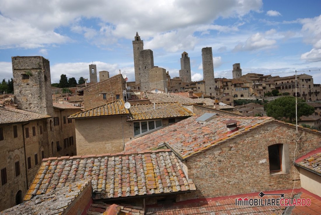 Apartment in San Gimignano, Tuscany, Italy 2 - 10681269