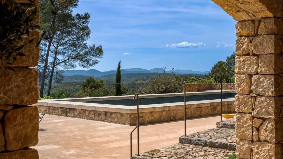 House in Entrecasteaux, Provence-Alpes-Côte d'Azur, France 5 - 17738776