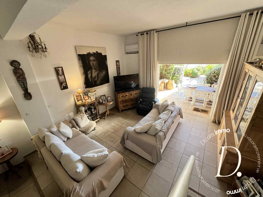 Apartment in Hyeres, Provence-Alpes-Côte d'Azur, France 3 - 17739899