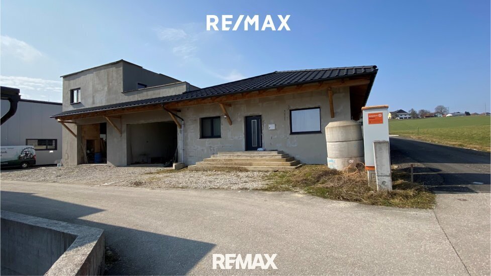 Bungalow in Puchkirchen am Trattberg, Upper Austria, Austria 1 - 17457864