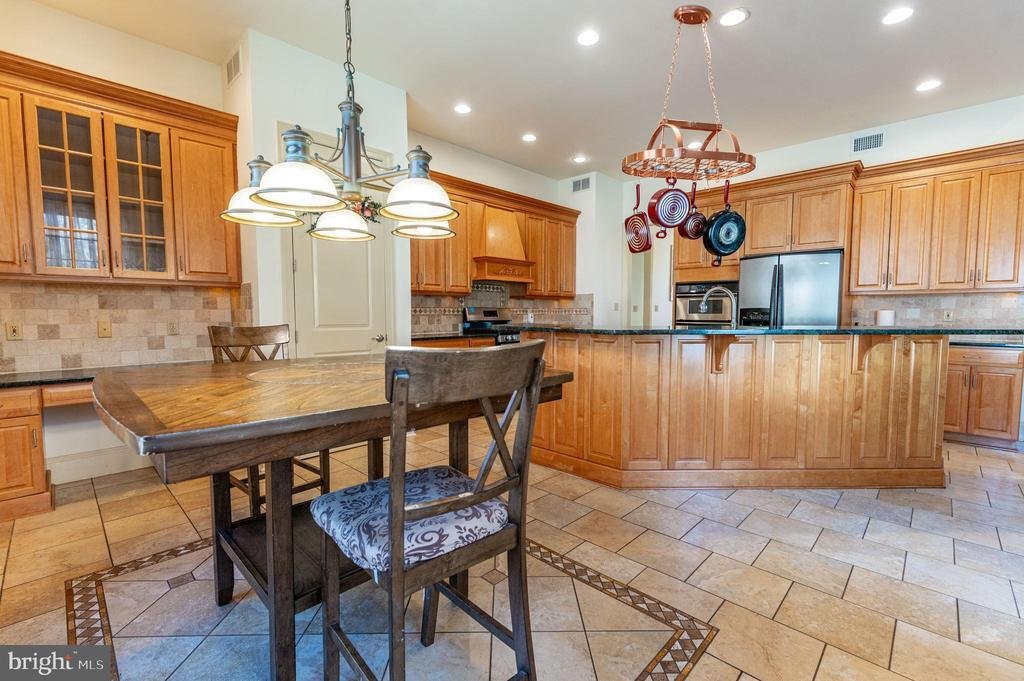 House in Tatamy, Pennsylvania, United States 4 - 17739143