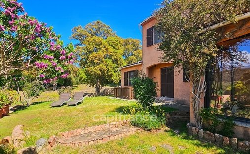 House in Figari, Corsica, France 1