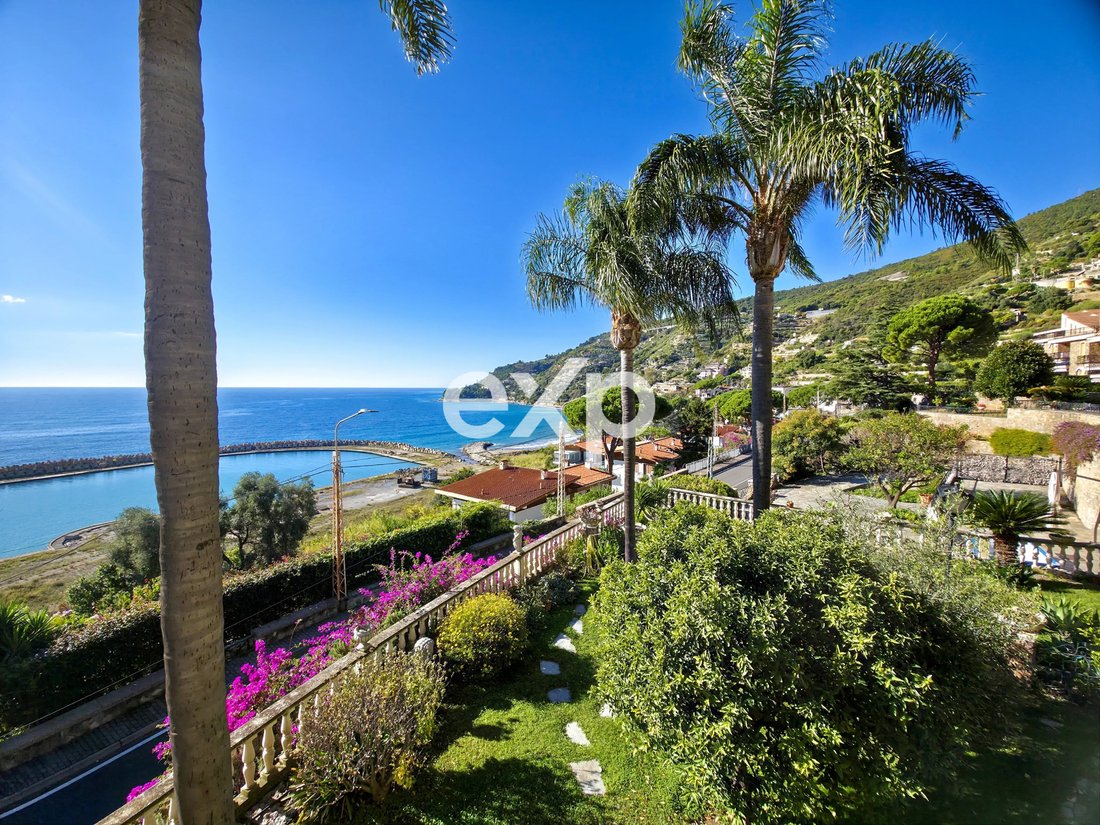 Apartment in Aurelia Ponente Street - Valdirodi, Ospedaletti, Liguria 1 - 17735675