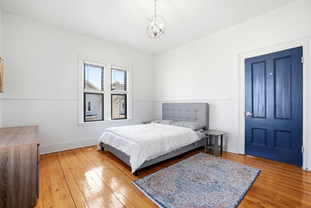 Boston, Massachusetts, United States 3 - 17735725