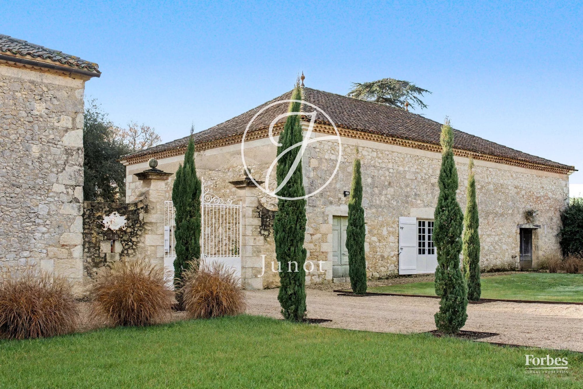 Château Vic Fezensac 503.14 Sqm 9 Rooms