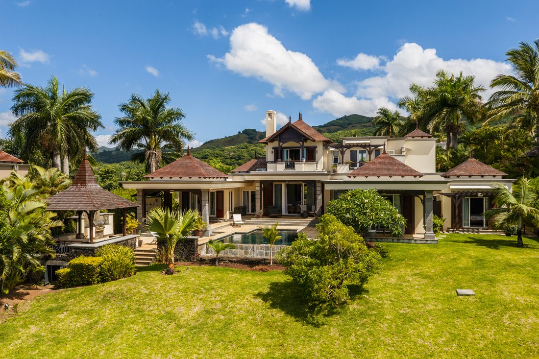 Villa in Bel Ombre, Savanne District, Mauritius 2 - 17739375