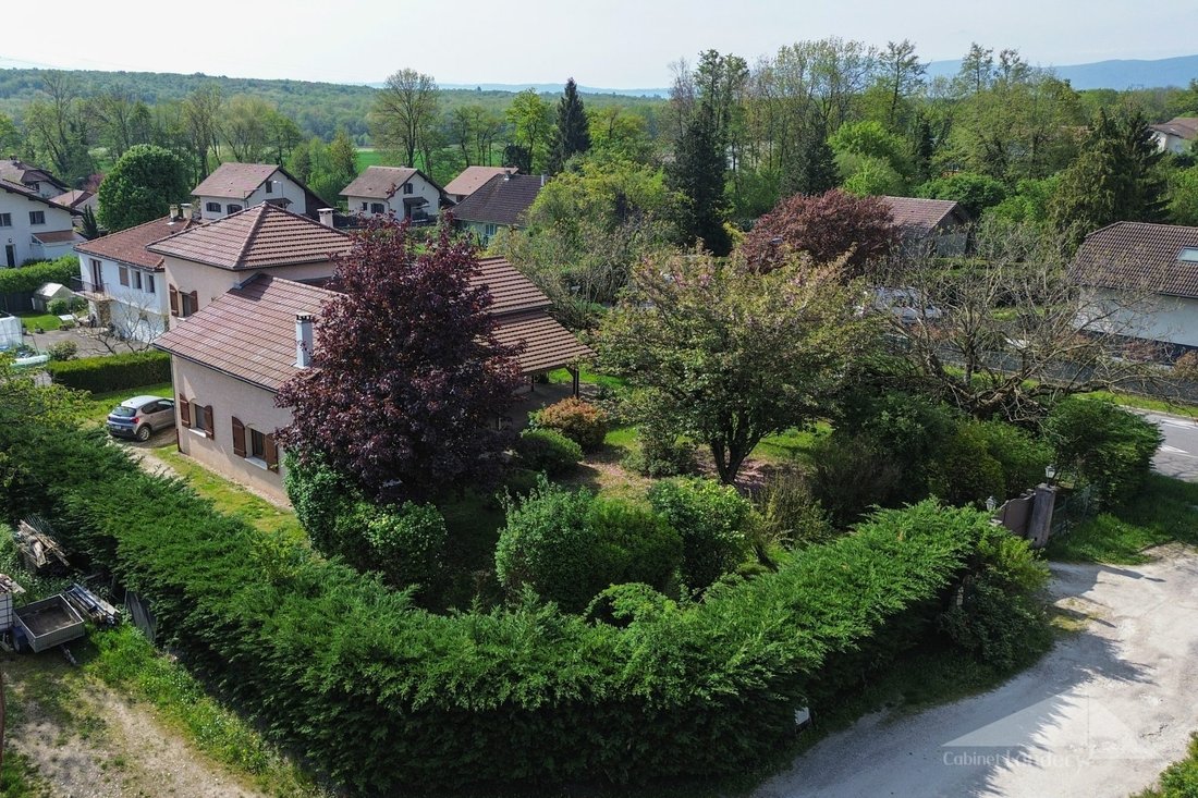 House in Saint-Jean-de-Gonville, Auvergne-Rhône-Alpes, France 2 - 16339780