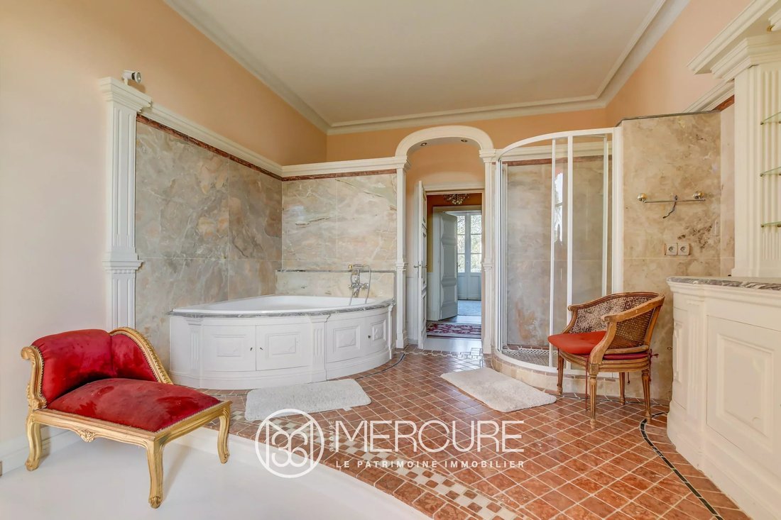 Castle in Est, Saint-Jean, France 5 - 17735888