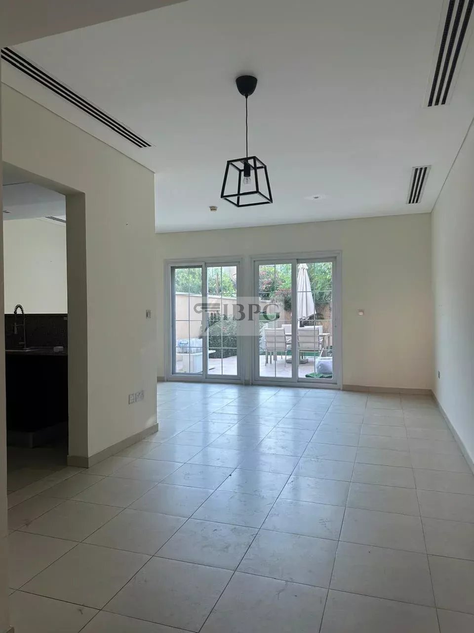 Townhouse in JVC / Jumeirah Village Circle, Dubai, United Arab Emirates 1 - 17738988