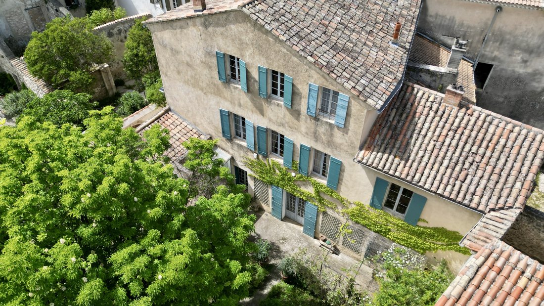 Castle in Secteur Nord, Pernes-les-Fontaines, France 3 - 17673034