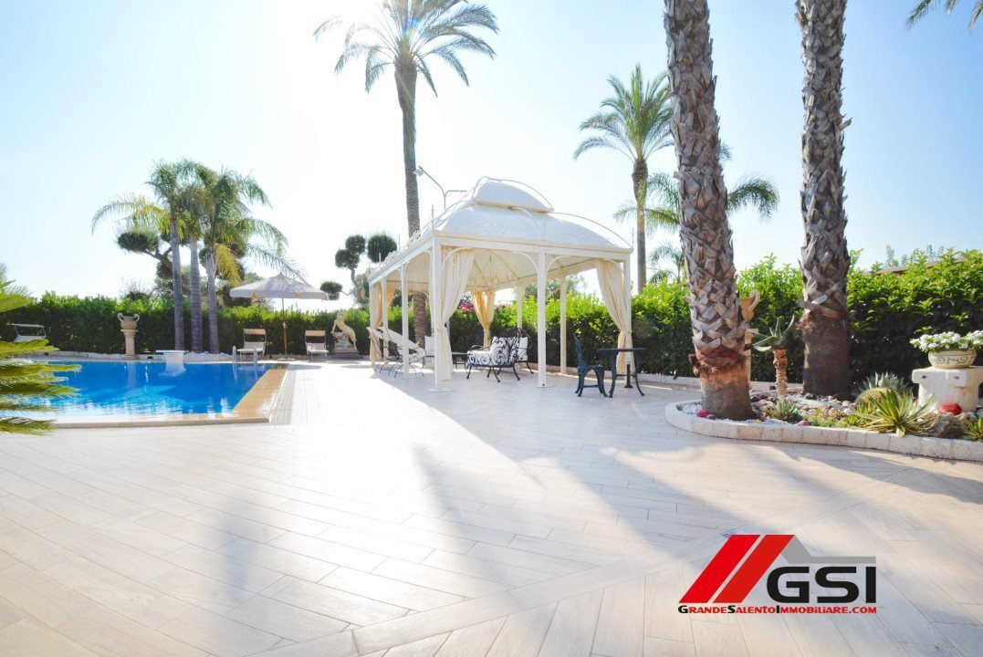 Villa in San Vito dei Normanni, Apulia, Italy 1 - 15639081