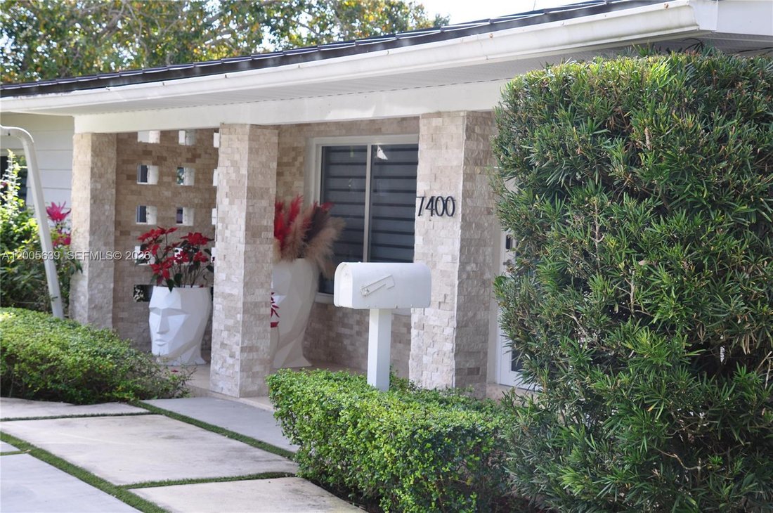 House in Coral Gables, Florida, United States 2 - 17738030