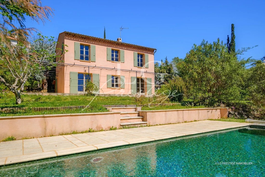House in Le Roc Fleuri-Capitou (Jeanne d'Arc), Mandelieu-la-Napoule, France 1 - 17735889