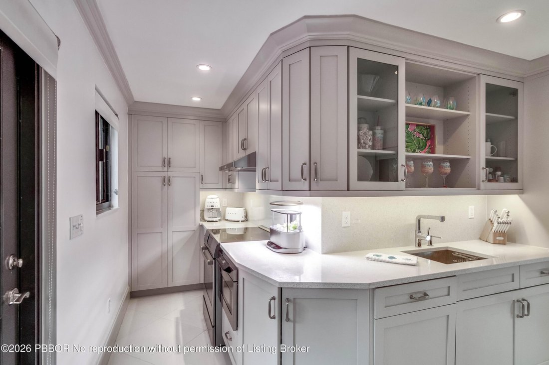 Condo in Palm Beach, Florida, United States 4 - 17735631