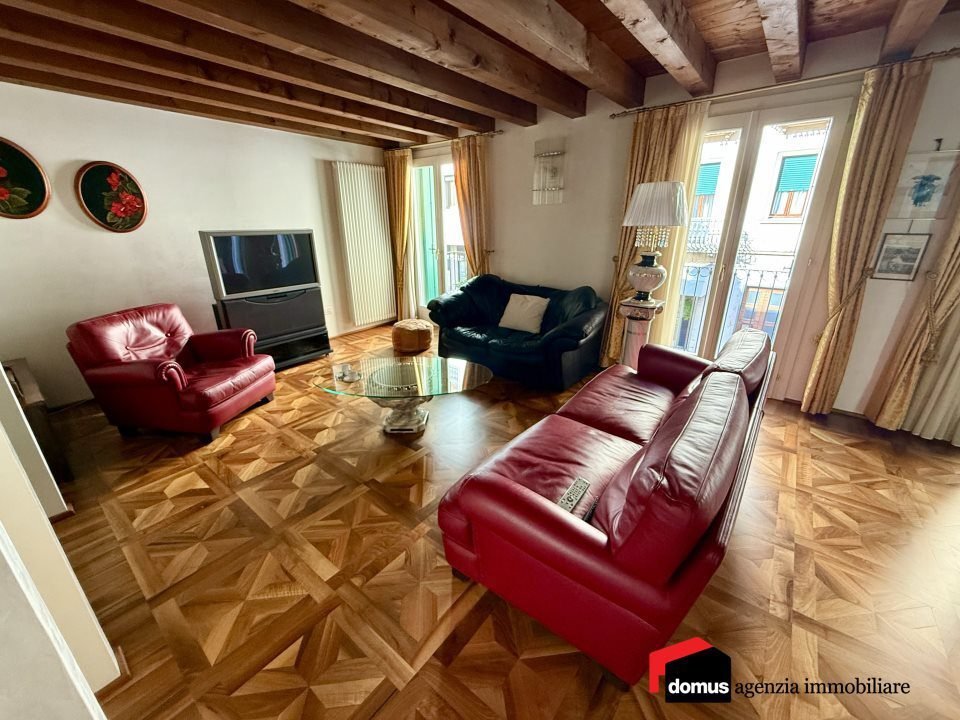 Villa in Thiene, Veneto, Italy 3 - 16469485