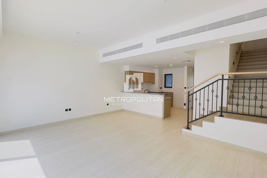 Townhouse in Al Wasl, Dubai, United Arab Emirates 2 - 17735990
