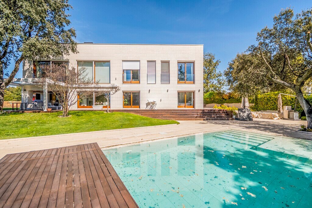 Villa in La Moraleja, Alcobendas, Comunidad de Madrid 2 - 17738810