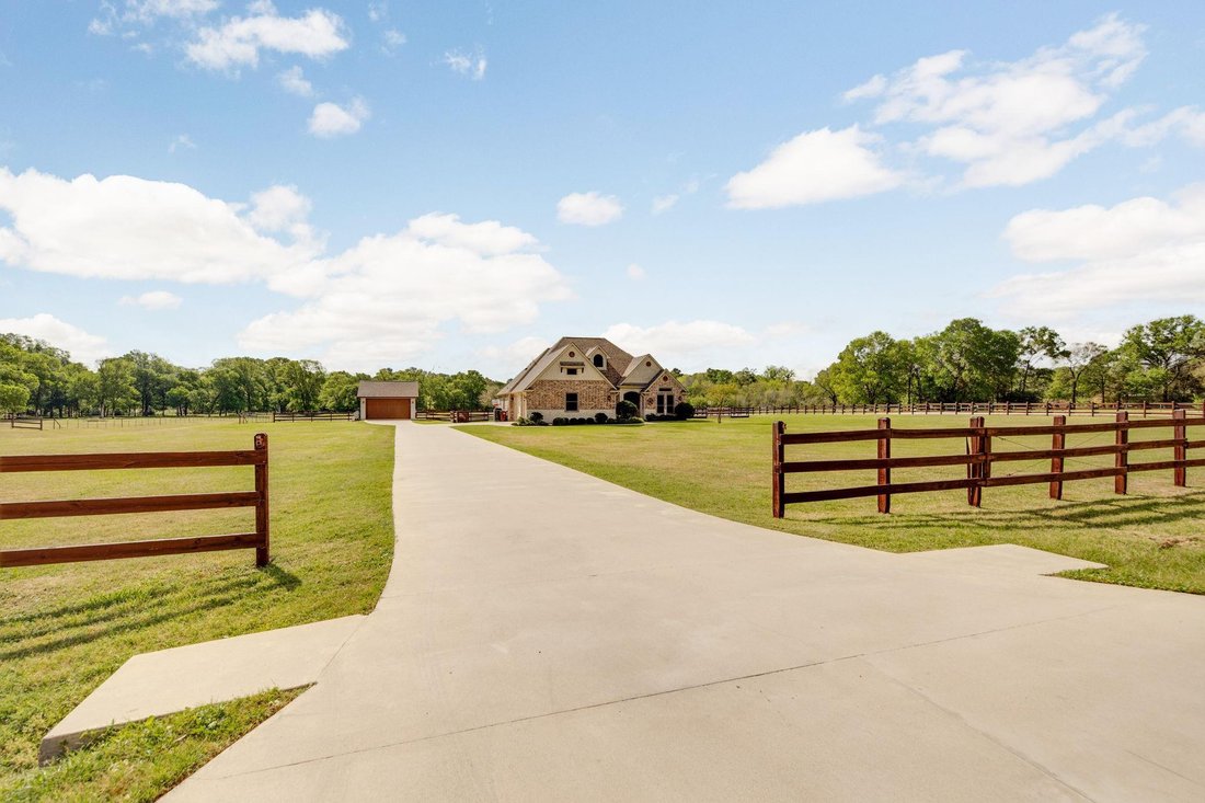 House in Wixon Valley, Texas, United States 4 - 17738152