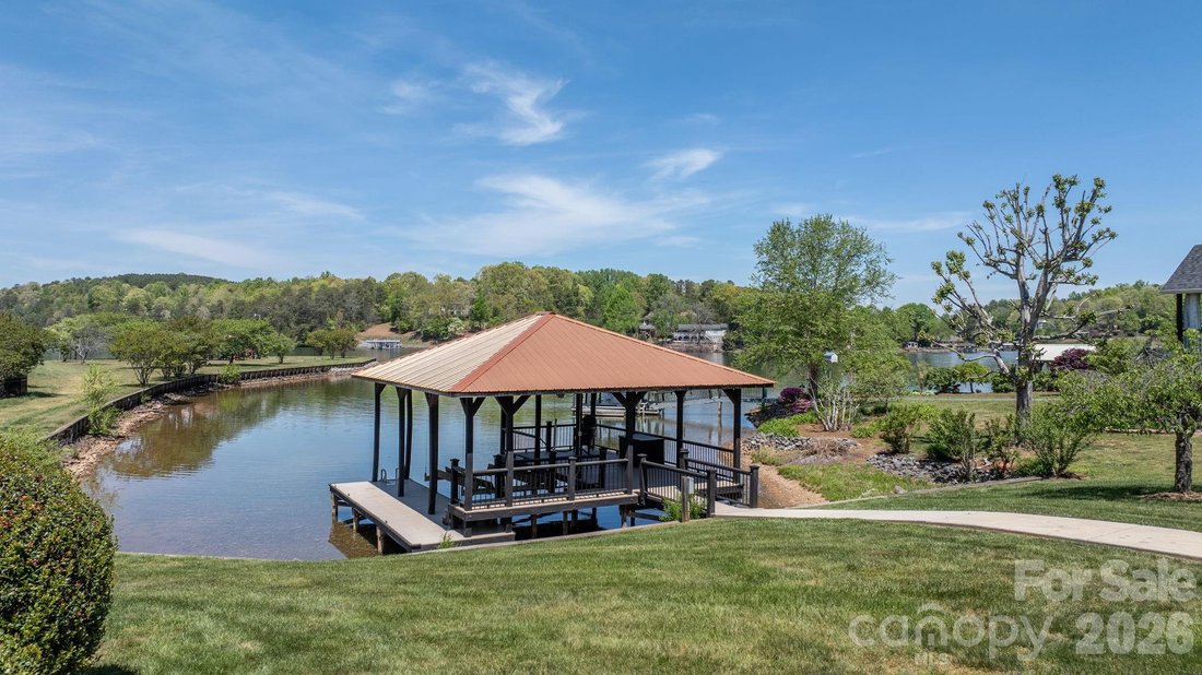 House in Township of Taylorsville, North Carolina, United States 2 - 17739637