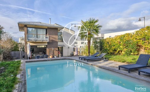 Haus in Rueil-Malmaison, Île-de-France, Frankreich 1