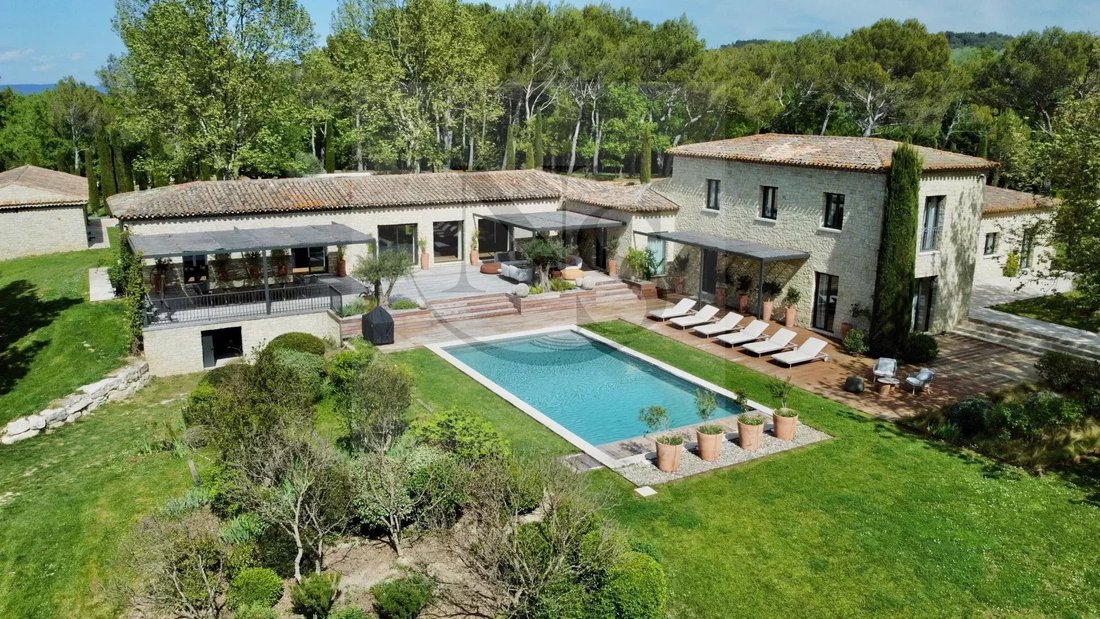 Estate in Meyrargues, Provence-Alpes-Côte d'Azur, France 2 - 17735729