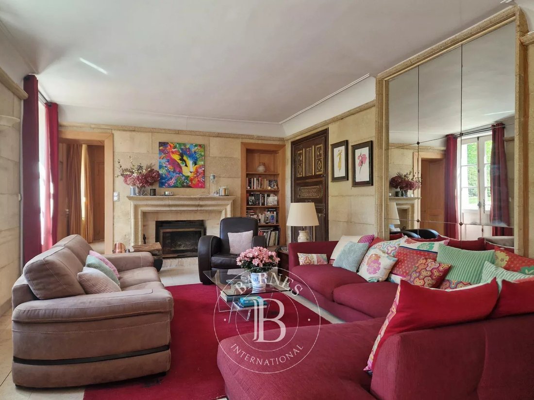 Estate in Domont, Ile-de-France, France 3 - 17735919