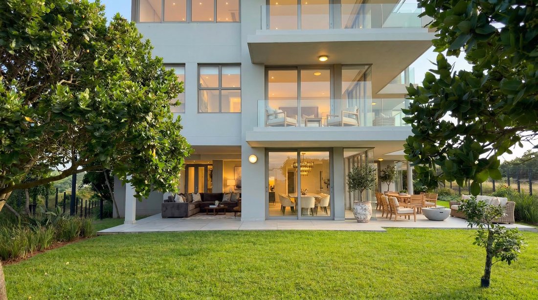 Apartment in Umhlanga, Durban Metro, South Africa 1 - 17739242