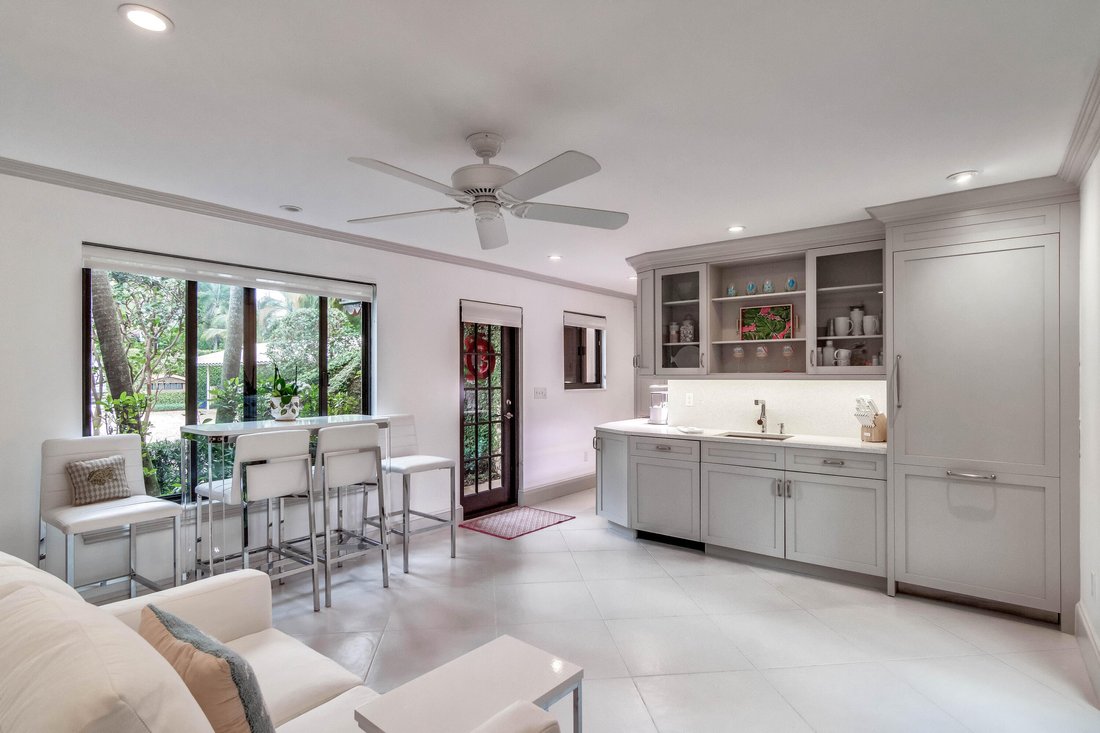 Condo in Palm Beach, Florida, United States 4 - 17735636