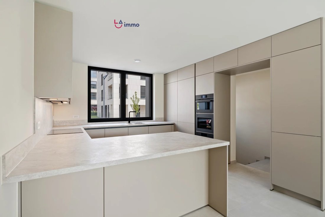 Bertrange, Luxembourg District, Luxembourg 4 - 17509330