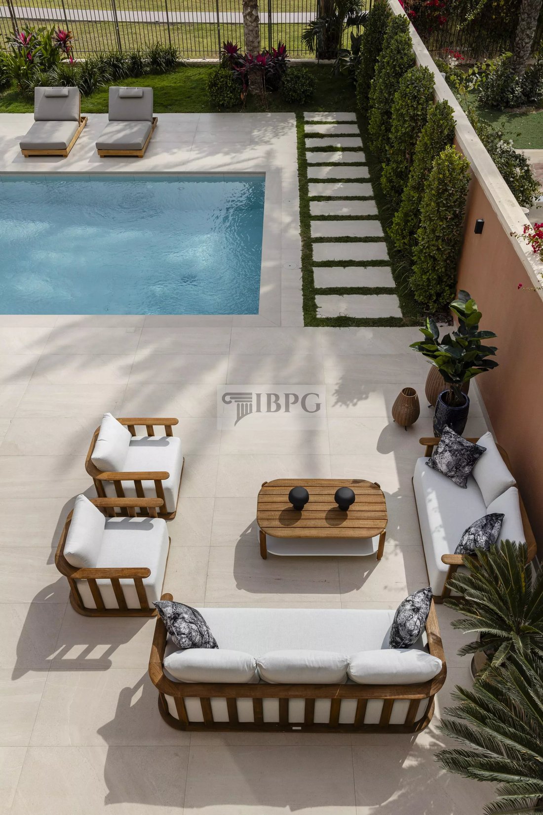 Villa in Rabdan, Abu Dhabi Emirate, United Arab Emirates 3 - 17738989