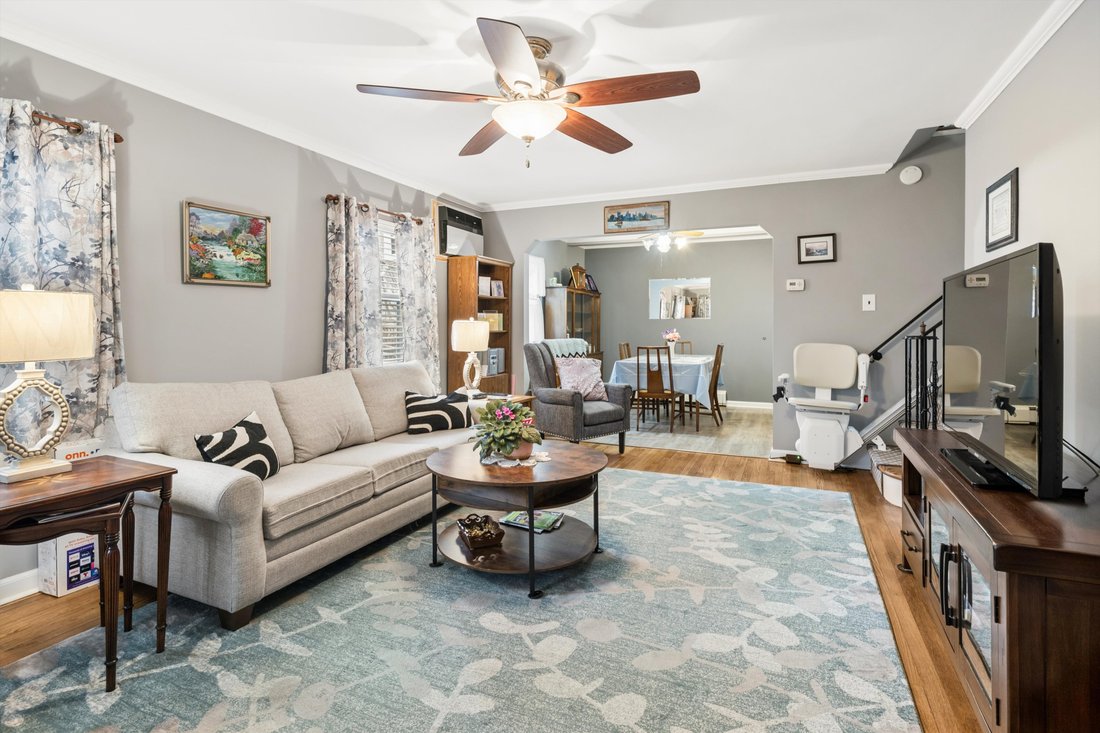 House in North New Hyde Park, New York, United States 5 - 17735539