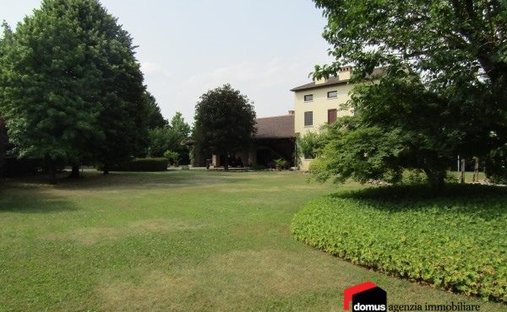 Villa en Zanè, Véneto, Italia 1