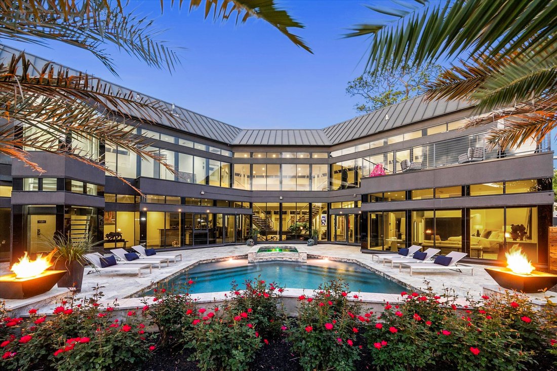 House in Houston, Texas, United States 1 - 17705918