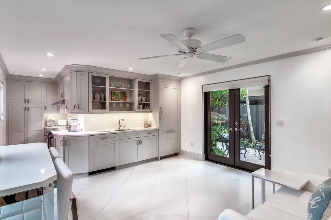 Condo in Palm Beach, Florida, United States 5 - 17735636