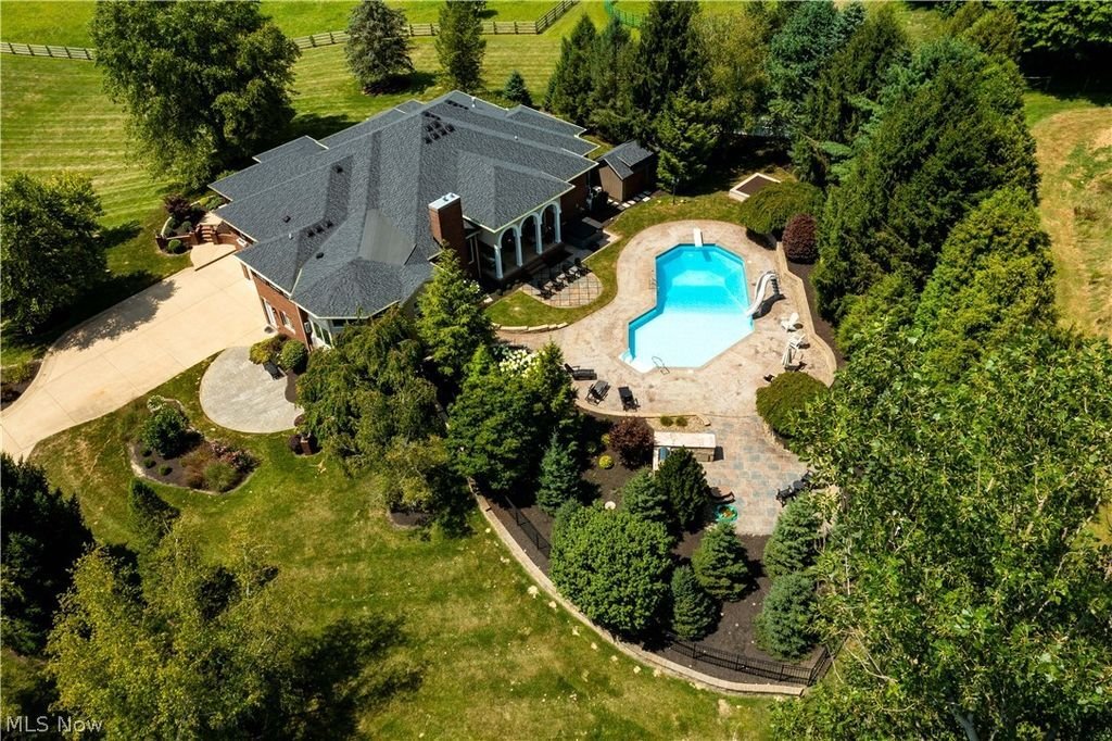 House in Huron, Ohio, United States 4 - 17739750
