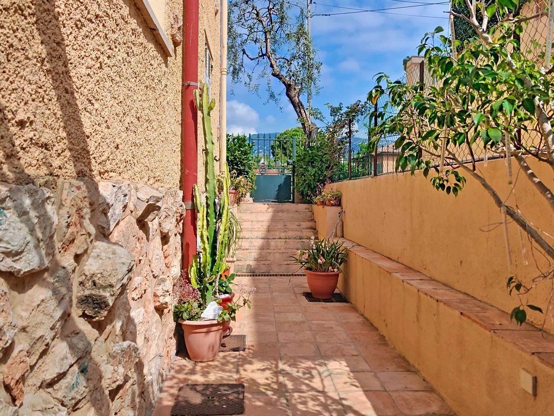 House in Saint-Jean-Cap-Ferrat, Provence-Alpes-Côte d'Azur, France 1 - 17735559