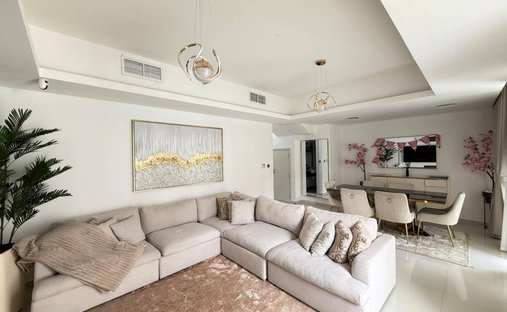 Residenza in Damac Hills 2, Emirato di Dubai, Emirati Arabi Uniti 1