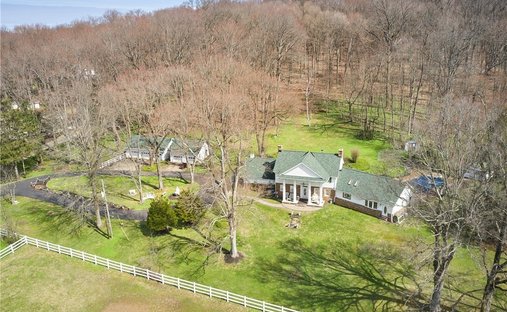 House in Akron, Ohio, United States 1