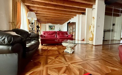 Villa a Thiene, Veneto, Italia 1