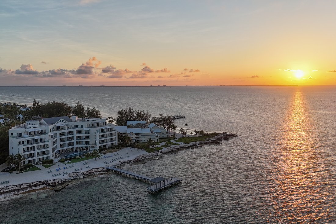 Condo in Rum Point, North Side, Cayman Islands 4 - 17363612