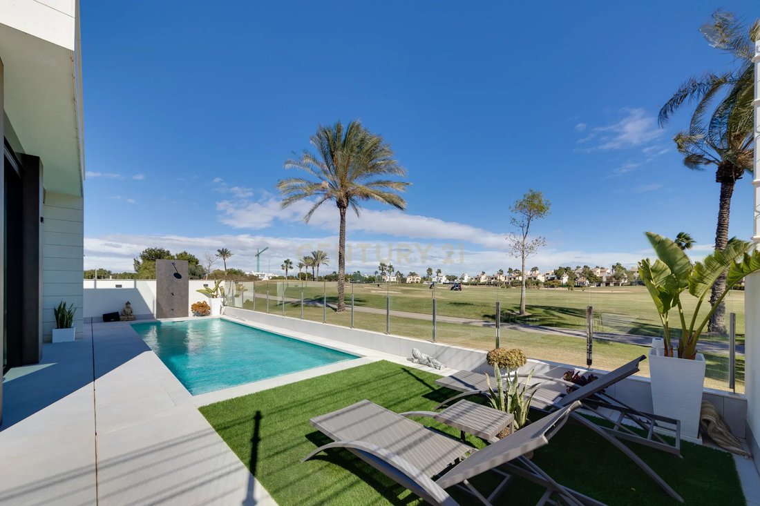 Villa in Pilar de la Horadada, Valencian Community, Spain 5 - 17738663