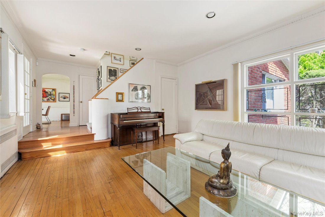 House in Great Neck, New York, United States 4 - 17736253