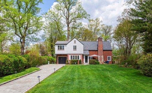 House in Great Neck, New York, United States 1